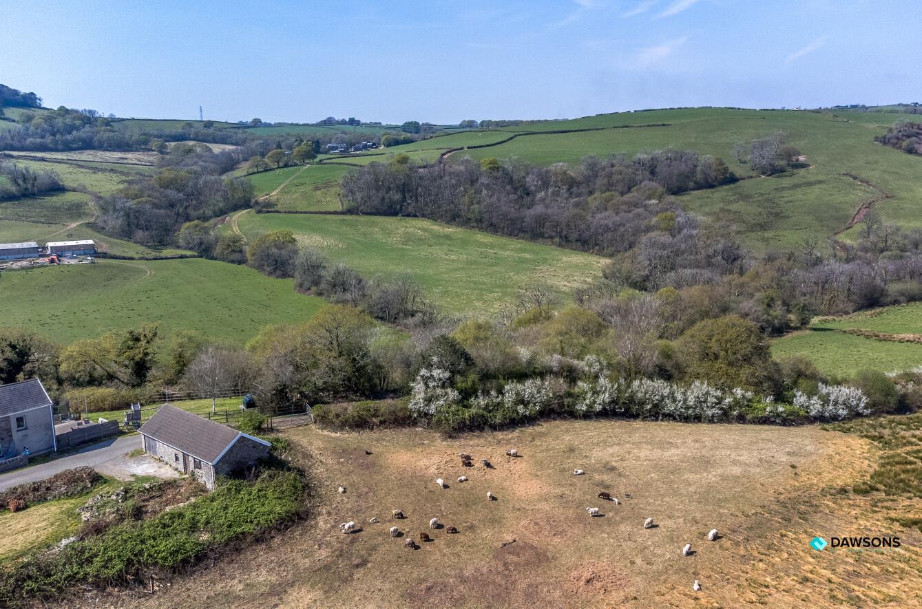 Carmarthen Road, Fforest, Pontarddulais, Swansea, SA4 0FT